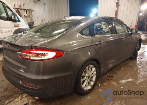 2020 Ford Fusion Se z USA, uszkodzony, nr VIN 3FA6P0HD0LR109484